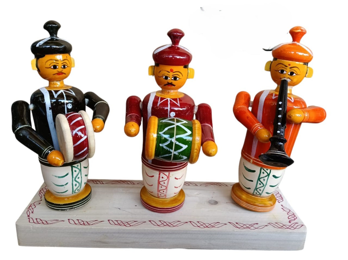 Band set -Chennapatna